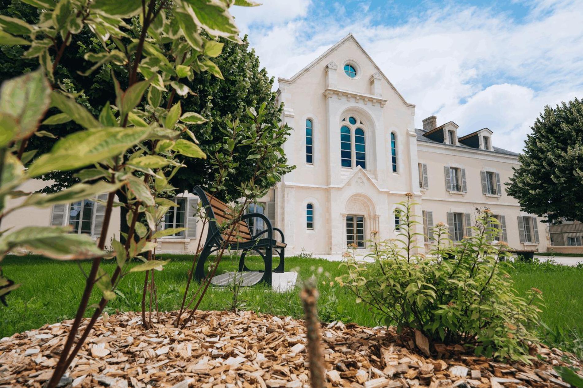 Appart Hotel Saint-Denis Chateauroux Exterior photo